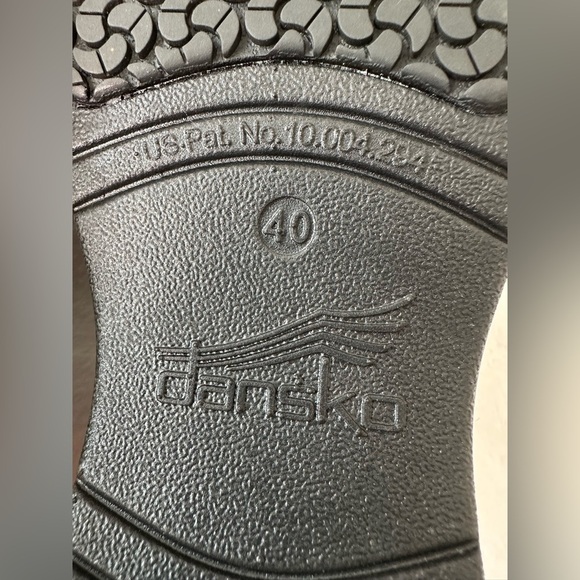 Dansko XP 2.0 Floral Tooled Women’s Work Clogs Size 40 or US size 9.5-10 - Picture 8 of 10